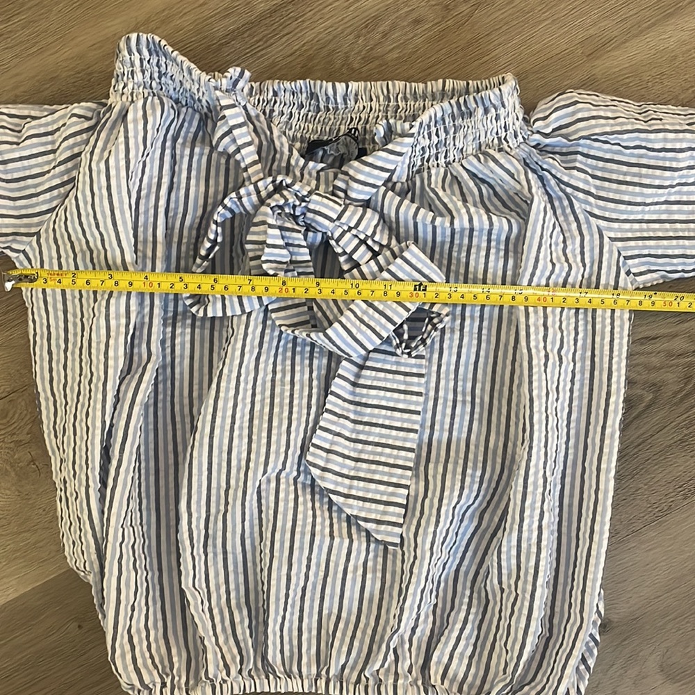 Gathered Top! - Picture 10 of 11